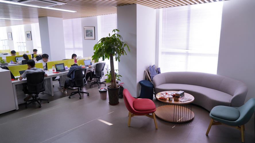 吴芷绮,公司经营范围包括:人工智能科技,信息科技,云计算